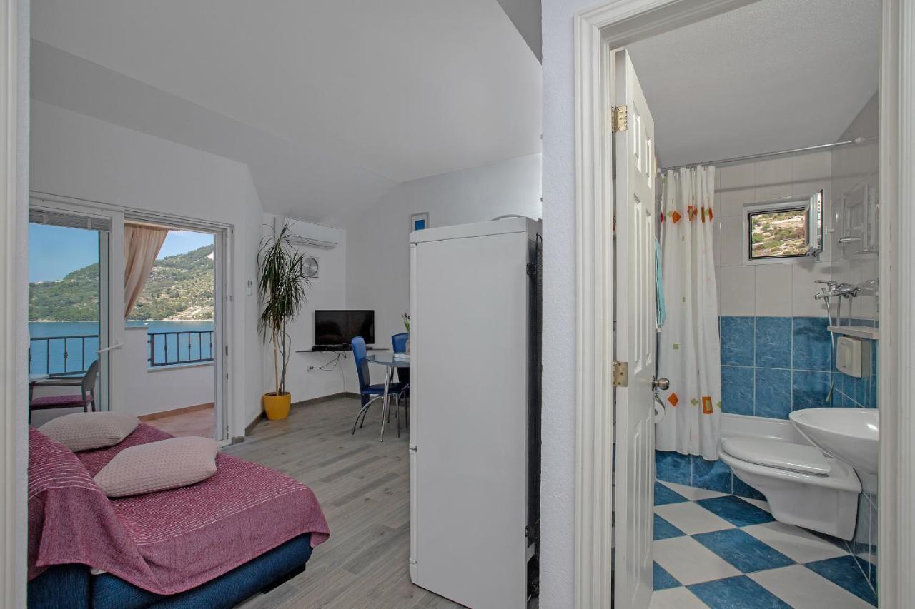 Apartman Toni ตราสนิสเซ ภายนอก รูปภาพ
