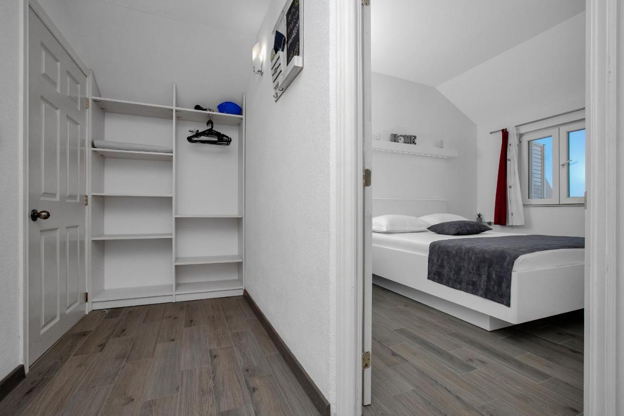 Apartman Toni Apartment ตราสนิสเซ ภายนอก รูปภาพ